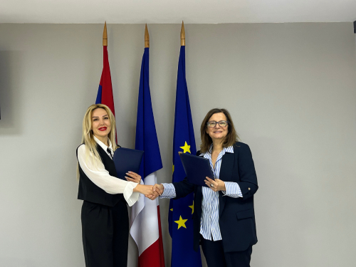 Nairi Insurance provides continuous support to education